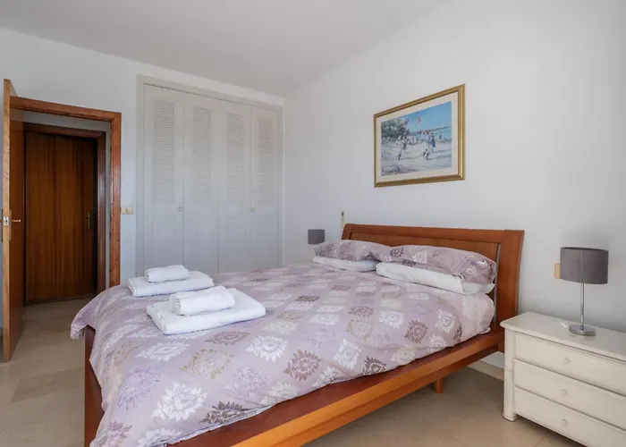 Apartament Flat3-5 Chaparil *