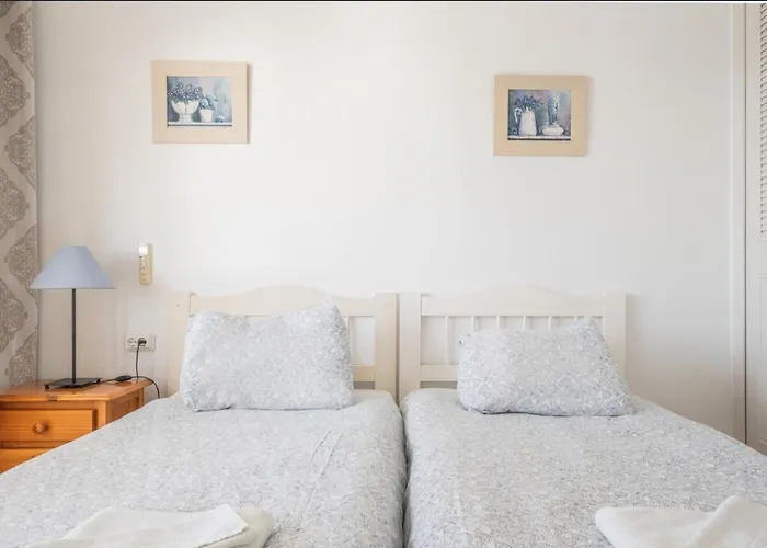 Flat3-5 Chaparil Apartment *